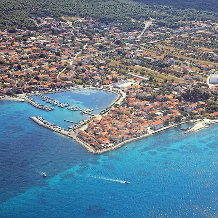 Nino-3 By Interhome * Bibinje