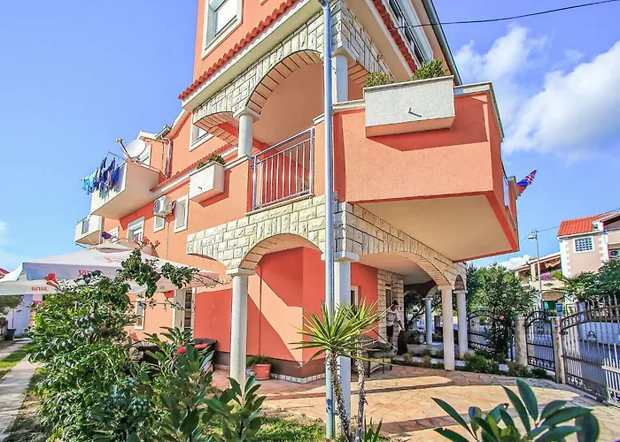 Nino-3 By Interhome * Bibinje